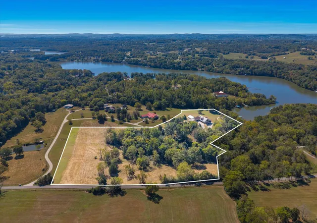 Photo 3 of Single family home for sale at 3522 Belotes Fry Rd, Lebanon, TN 37087 | MLS# 3610100 | Listing updated on 2026-10-07