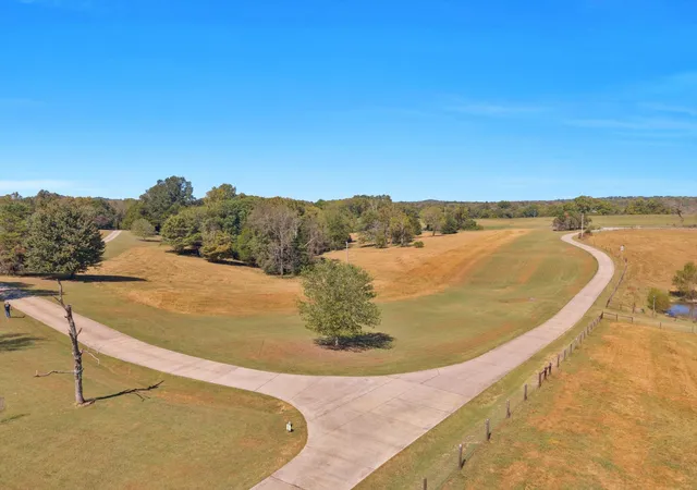 Photo 4 of Single family home for sale at 3522 Belotes Fry Rd, Lebanon, TN 37087 | MLS# 3610100 | Listing updated on 2026-10-07