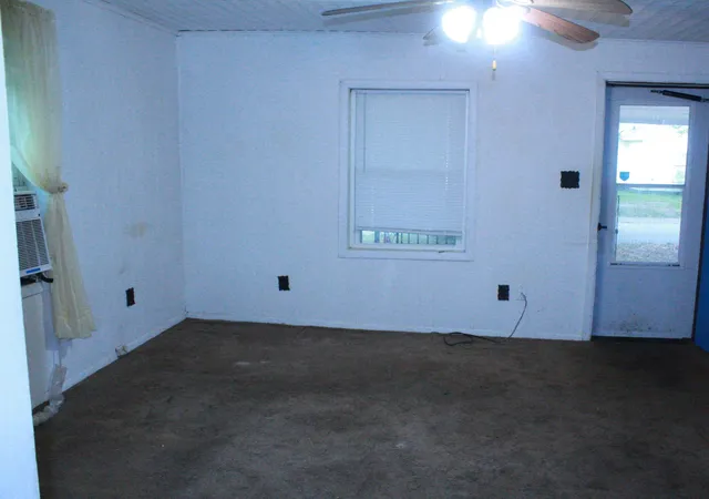 Photo 3 of Single family home for sale at 94 Holly St, Jackson, TN 38301 | MLS# 3598881 | Listing updated on 2026-09-24