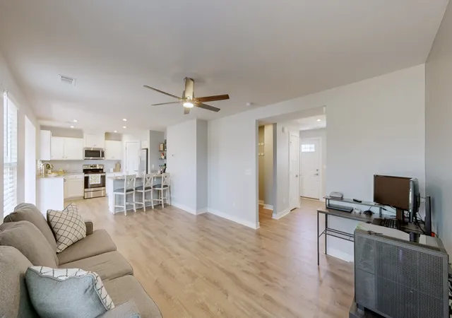 Photo 3 of Single family home for sale at 2870 Leatherwood Dr, Murfreesboro, TN 37128 | MLS# 3579549 | Listing updated on 2026-09-21