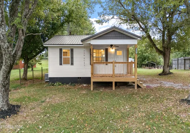 Photo 1 of Single family home for sale at 1992 Watkins Rd, Loudon, TN 37774 | MLS# 3547974 | Listing updated on 2026-10-01