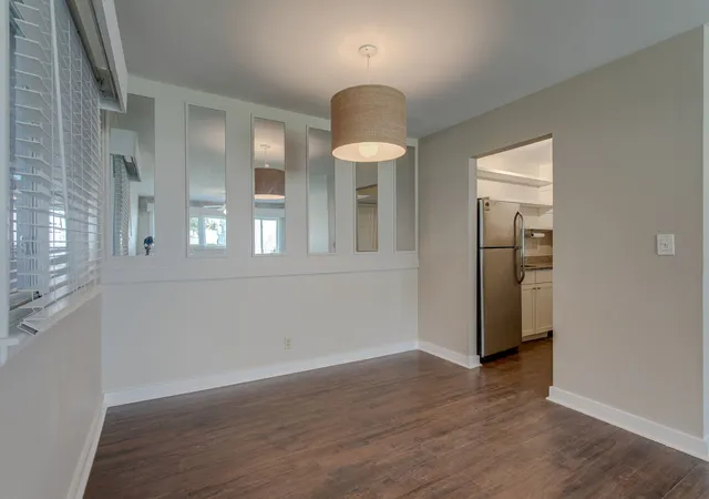 Listing Photo 1 - Condo for sale in building located at 1900 Richard Jones Rd, Nashville, TN 37215 - Unit #S1
