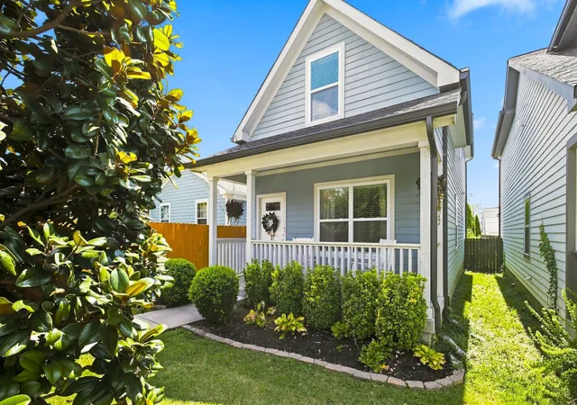 Photo 2 of Single family home for sale at 6103 Louisiana Ave, Nashville, TN 37209 | MLS# 3592075 | Listing updated on 2026-10-11