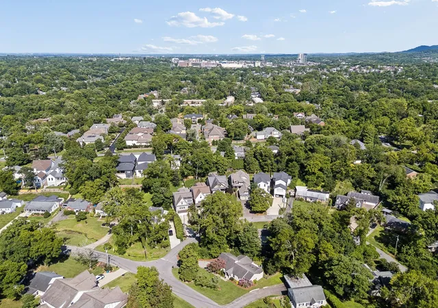 Photo 37 of Single family home for sale at 3724 Woodmont Ln, Nashville, TN 37215 | MLS# 3612515 | Listing updated on 2026-10-08