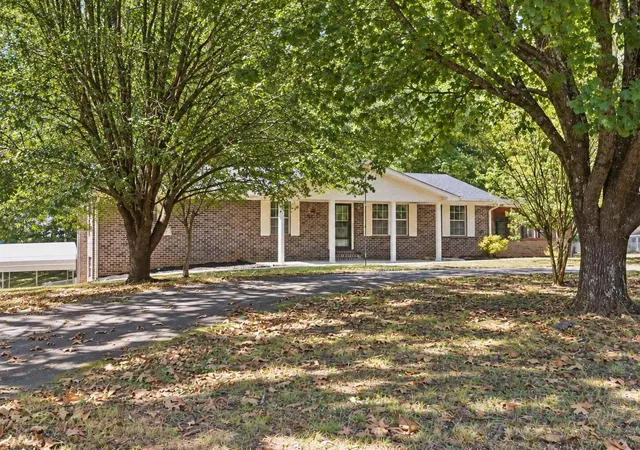 Photo 2 of Single family home for sale at 139 Chestuee Dr Ne, Cleveland, TN 37323 | MLS# 3548024 | Listing updated on 2026-10-23