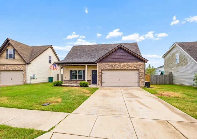 Photo 1 of Single family home for sale at 337 Providence Dr, Lebanon, TN 37087 | MLS# 3592633 | Listing updated on 2026-09-17