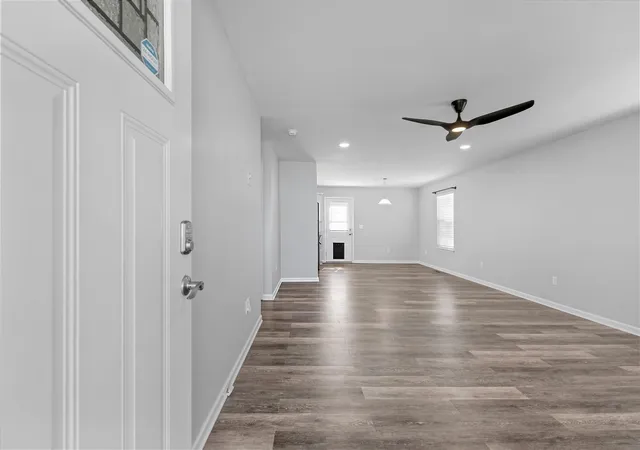 Photo 3 of Single family home for sale at 464 Edgewood St, Alexandria, TN 37012 | MLS# 3613112 | Listing updated on 2026-10-07