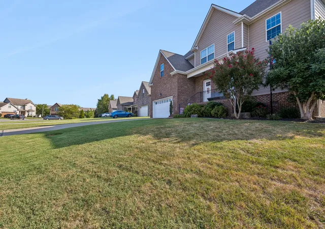 Photo 3 of Single family home for sale at 418 Tessa Ct, Murfreesboro, TN 37128 | MLS# 3592509 | Listing updated on 2026-09-21