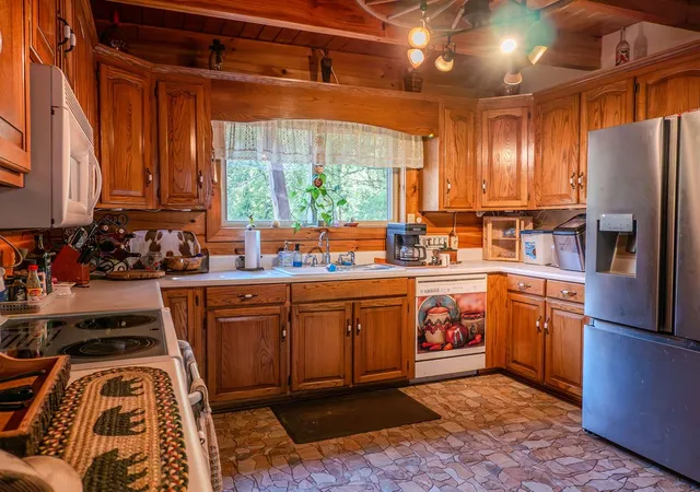 Photo 3 of Single family home for sale at 598 County Rd 405, Madisonville, TN 37354 | MLS# 3594213 | Listing updated on 2026-09-24