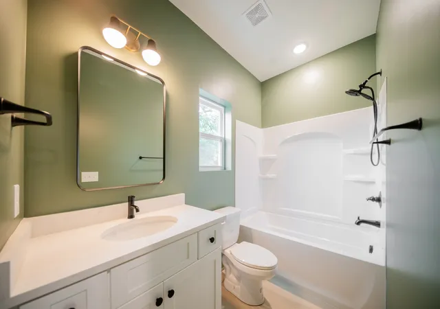 Photo 4 of Single family home for sale at 4114 Hermitage St, Old Hickory, TN 37138 | MLS# 3623634 | Listing updated on 2026-10-21