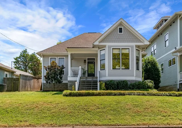 Single family home for sale at 908 Boscobel St, Nashville, TN 37206 | MLS# 3593343