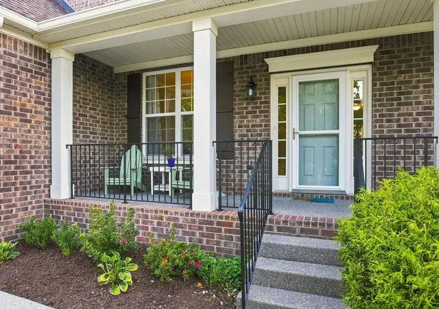 Photo 3 of Single family home for sale at 719 Crestmark Dr, Mount Juliet, TN 37122 | MLS# 3596606 | Listing updated on 2026-10-23