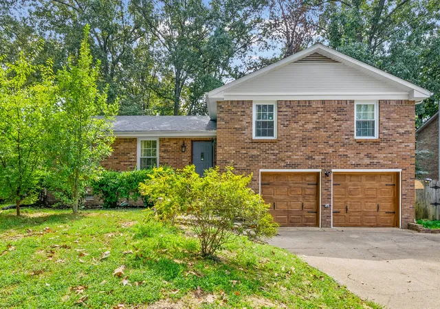 Photo 1 of Single family home for sale at 245 Millstone Cir, Clarksville, TN 37042 | MLS# 3610315 | Listing updated on 2026-10-27