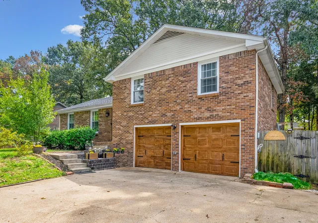 Photo 1 of Single family home for sale at 245 Millstone Cir, Clarksville, TN 37042 | MLS# 3610315 | Listing updated on 2026-10-27