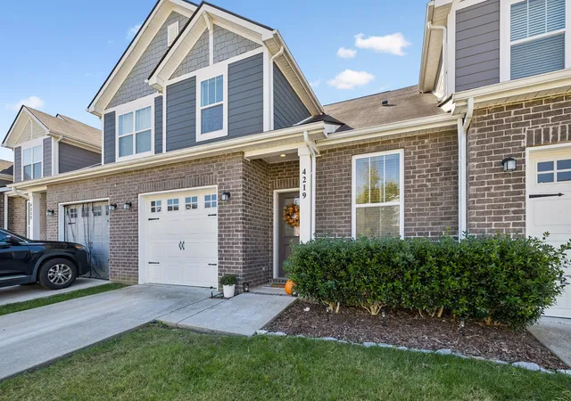 Photo 3 of Townhouse for sale at 4219 Aragorn Way, Murfreesboro, TN 37128 | MLS# 3629966 | Listing updated on 2026-10-30