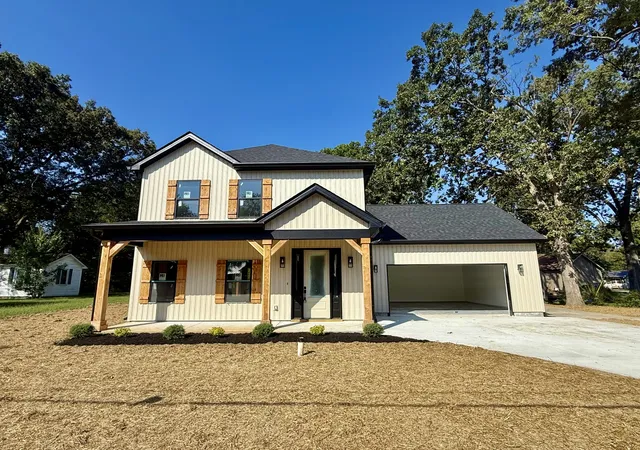 Photo 1 of Single family home for sale at 1014 Hills Chapel Rd, Manchester, TN 37355 | MLS# 3598316 | Listing updated on 2026-09-29