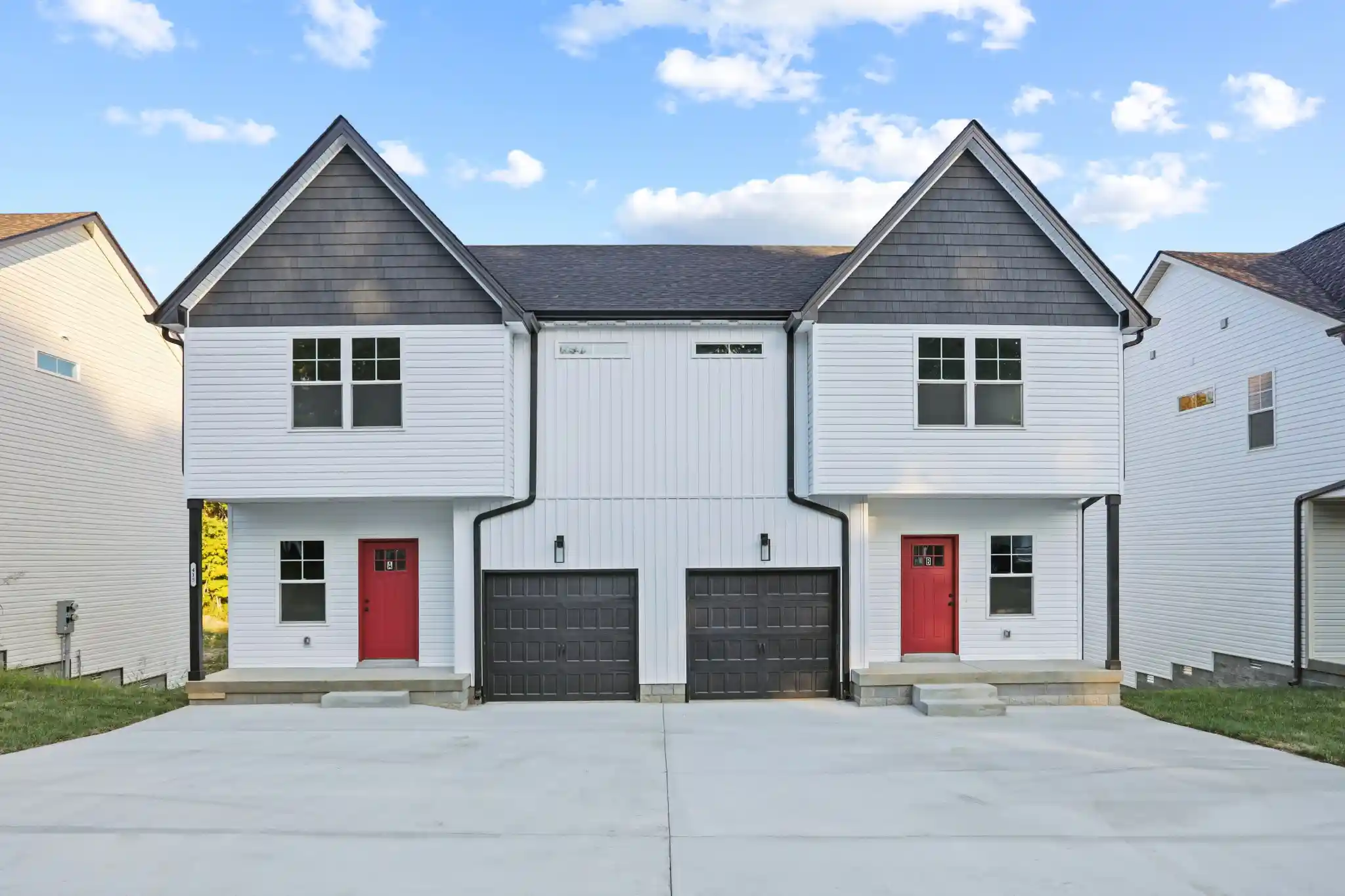 Listing Photo 1 - Condo for sale in 415 Cook Dr located at 415 Cook Dr, Clarksville, TN 37042 - Unit 415 Cook Dr