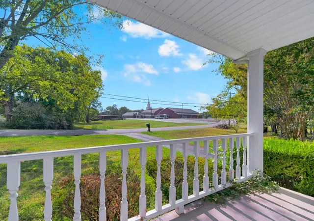 Photo 4 of Single family home for sale at 215 Stardust Dr, Shelbyville, TN 37160 | MLS# 3594304 | Listing updated on 2026-09-18