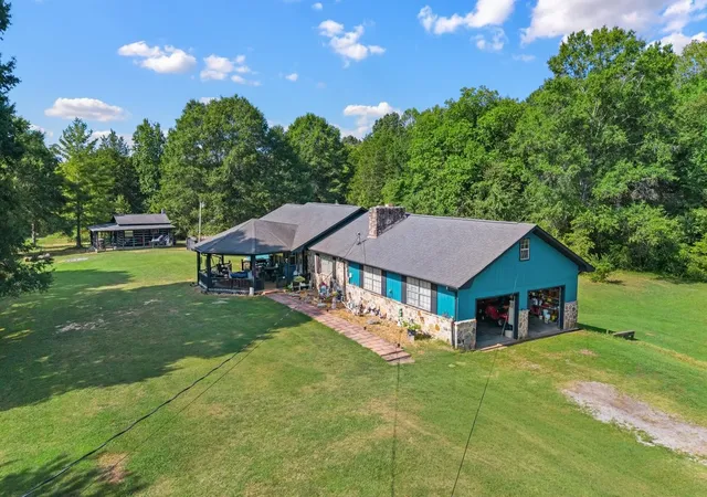 Photo 2 of Single family home for sale at 11571 State Hwy 58 S, Decatur, TN 37322 | MLS# 3593552 | Listing updated on 2026-09-30