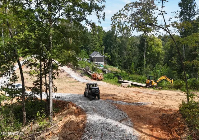 Photo 4 of Land for sale at 0 Easterly Cir, Rocky Top, TN 37769 | MLS# 3596173 | Listing updated on 2026-10-07