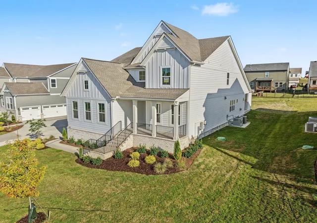 Photo 2 of Single family home for sale at 4633 Hessey Rd, Mount Juliet, TN 37122 | MLS# 3592926 | Listing updated on 2026-10-10