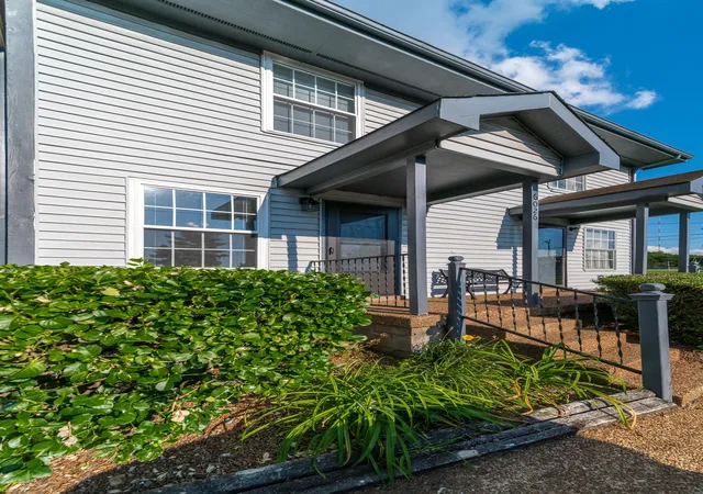 Photo 2 of Single family home for sale at 6026 Deal Ave, Nashville, TN 37209 | MLS# 3618858 | Listing updated on 2026-10-09