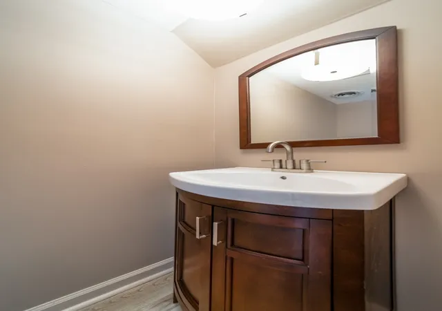 Photo 4 of Single family home for sale at 6026 Deal Ave, Nashville, TN 37209 | MLS# 3618858 | Listing updated on 2026-10-09