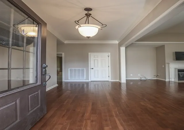 Photo 3 of Single family home for sale at 649 Bonita Pkwy S, Hendersonville, TN 37075 | MLS# 3591958 | Listing updated on 2026-09-18