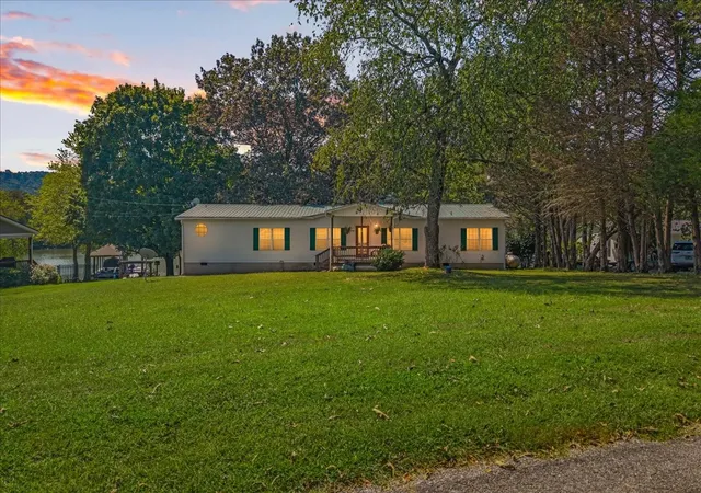Photo 1 of Manufactured home for sale at 210 Willow Dr, Kingston, TN 37763 | MLS# 3596611 | Listing updated on 2026-10-02