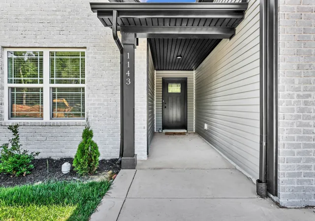 Photo 3 of Single family home for sale at 1143 Javier Dr, Springfield, TN 37172 | MLS# 3599097 | Listing updated on 2026-09-25