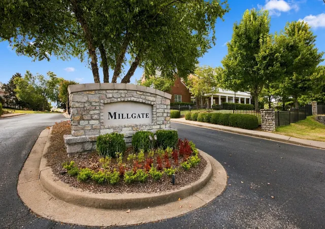 Photo 4 of Townhouse for sale at 155 Ormesby Pl, Franklin, TN 37064 | MLS# 3597932 | Listing updated on 2026-09-24