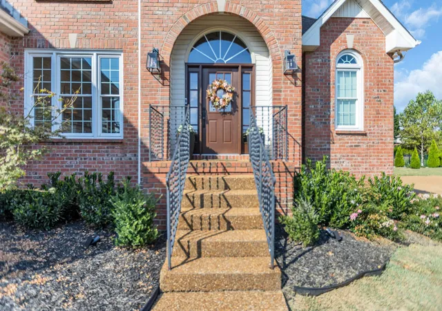 Photo 2 of Sale Pending at 154 Wyncrest Way, Hendersonville, TN 37075 | MLS# 3592038 | Listing updated on 2026-10-05