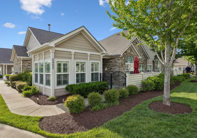 Photo 2 of Townhouse for sale at 2462 Bridgeway St, Murfreesboro, TN 37128 | MLS# 3596375 | Listing updated on 2026-09-29