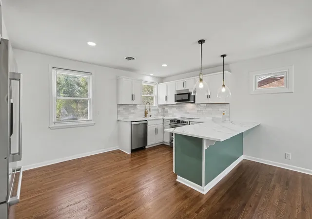 Photo 3 of Single family home for sale at 3817 Sam Boney Dr, Nashville, TN 37211 | MLS# 3622364 | Listing updated on 2026-10-28