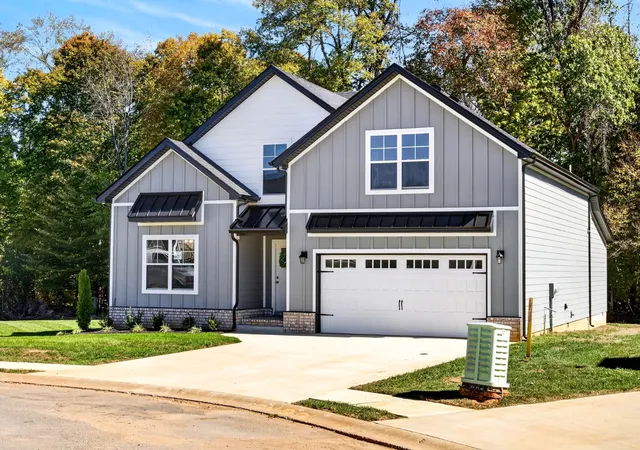 Photo 3 of Single family home for sale at 347 Hereford Farms, Clarksville, TN 37043 | MLS# 3592130 | Listing updated on 2026-10-29