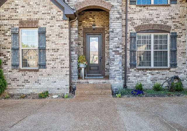 Photo 3 of Single family home for sale at 109 Saranac Trl, Hendersonville, TN 37075 | MLS# 3596266 | Listing updated on 2026-09-20