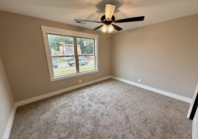 Photo 4 of Single family home for sale at 355 Hereford Farms, Clarksville, TN 37043 | MLS# 3592000 | Listing updated on 2026-10-31