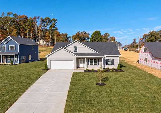 Single family home for sale at 7104 Hall Rd, Fairview, TN 37062 | MLS# 3595271