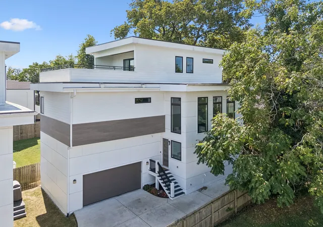 Photo 1 of Single family home for sale at 2807b W Kirkwood Ave, Nashville, TN 37204 | MLS# 3592852 | Listing updated on 2026-10-04