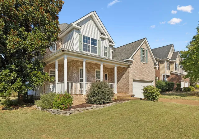 Photo 2 of Single family home for sale at 1346 Saybrook Xing, Thompsons Station, TN 37179 | MLS# 3593291 | Listing updated on 2026-10-03