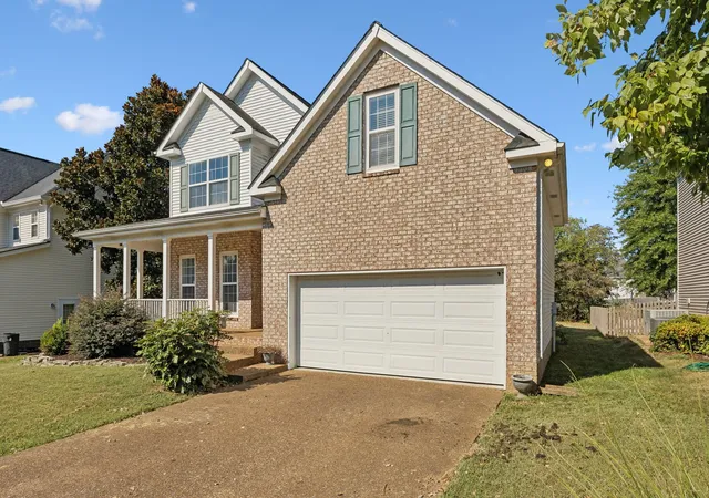 Photo 3 of Single family home for sale at 1346 Saybrook Xing, Thompsons Station, TN 37179 | MLS# 3593291 | Listing updated on 2026-10-03