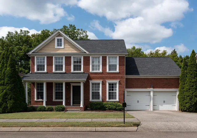 Photo 2 of Single family home for sale at 1018 Aenon Cir, Spring Hill, TN 37174 | MLS# 3592074 | Listing updated on 2026-10-05