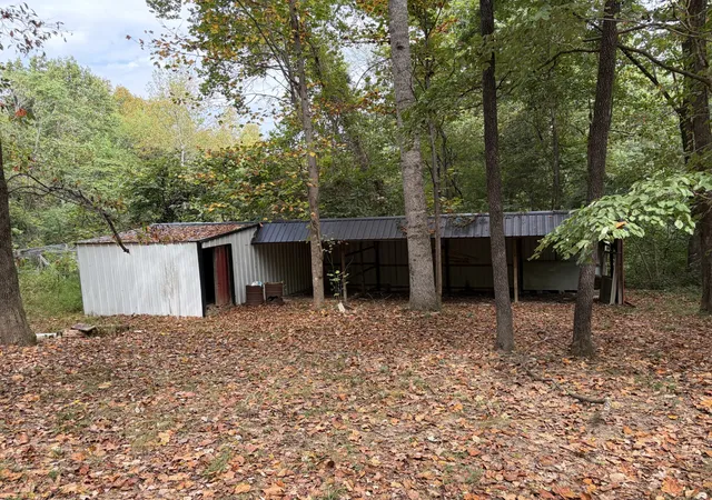 Photo 3 of Single family home for sale at 397 Buck Perry Rd, Bethpage, TN 37022 | MLS# 3592071 | Listing updated on 2026-09-15