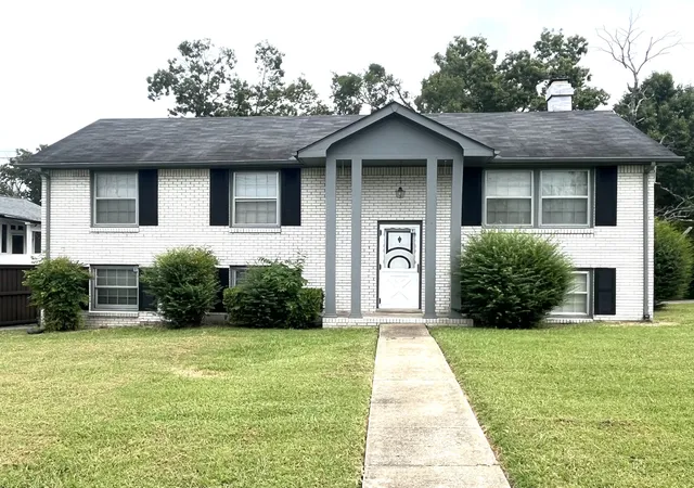 Photo 1 of Single family home for sale at 2615 Forest View Dr, Antioch, TN 37013 | MLS# 3592092 | Listing updated on 2026-09-15