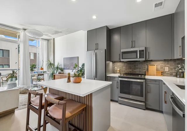Photo 3 of Condo for sale at 600 12th Avenue S #710, Nashville, TN 37203 | MLS# 3593584 | Listing updated on 2026-09-19