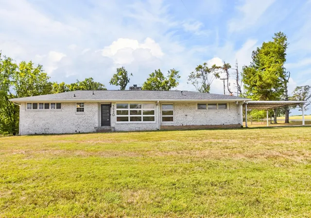 Single family home for sale at 3920 Devonshire Dr, Nashville, TN 37207 | MLS# 3594556