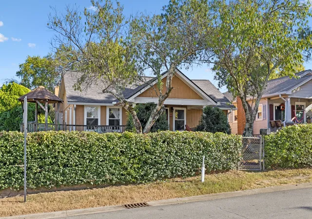 Photo 3 of Single family home for sale at 114 28th Street, Old Hickory, TN 37138 | MLS# 3599036 | Listing updated on 2026-10-05