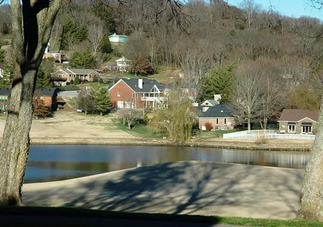Photo 3 of Townhouse for sale at 123 Deercrest Cir, Franklin, TN 37069 | MLS# 3596411 | Listing updated on 2026-09-20