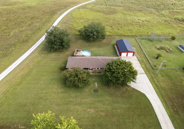 Photo 1 of Single family home for sale at 1279 Highway 48 S, Dickson, TN 37055 | MLS# 3596299 | Listing updated on 2026-10-06
