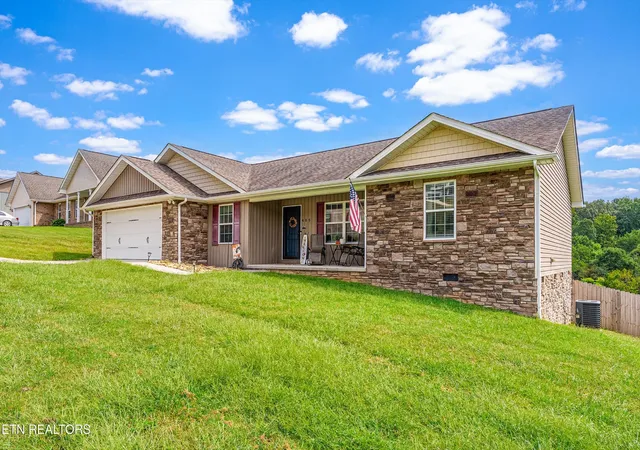 Photo 2 of Sale Pending at 495 S Glen Rd, Maynardville, TN 37807 | MLS# 3592093 | Listing updated on 2026-09-29